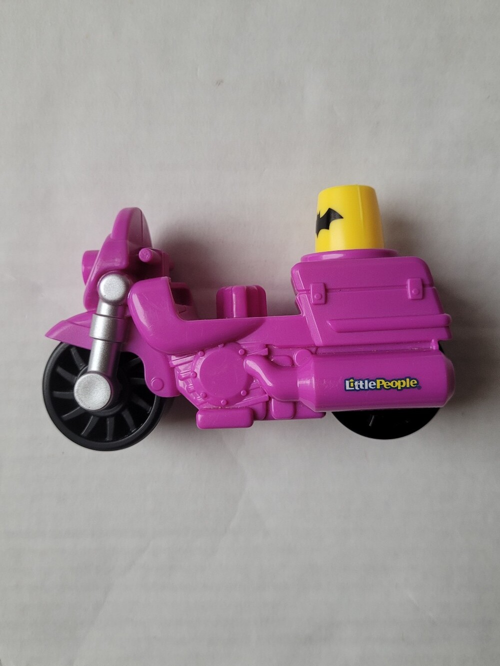 FISHER PRICE LITTLE PEOPLE DC UNIVERSE SUPER FRIENDS BATGIRL VEHICLE